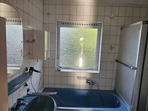Haus zu Vermieten / Monteurwohnung