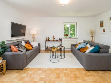 EG "R" Helle 80m² 3-Zimmer Wohnung nähe Salzburg