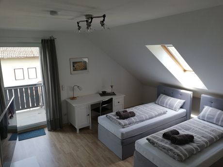 An Südhang Die Ferienwohnung, appartement bei Augsburg