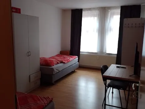 70 möblierte Zimmer / App. und Wohnungen - 5