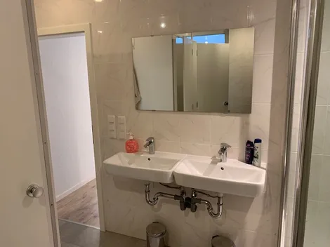 Gästehäuser Nicole + Anja, 30989 Gehrden + 30966 Hemmingen, WLAN, Küche, WC/Bad - 4