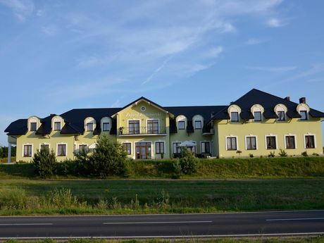 62-604 Kościelec - Hotel Złotogórski