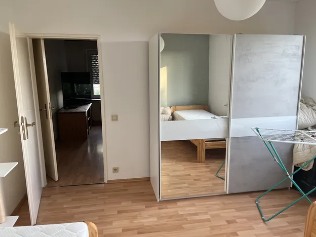 Wohnung mit Ausblick, Wohnung 1