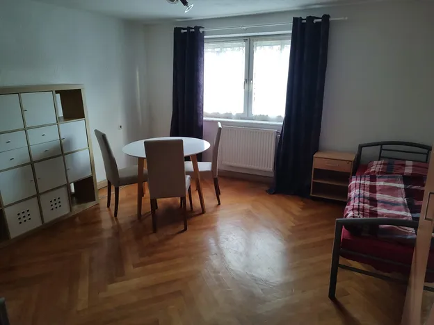Helle Monteurzimmer in Geisenfeld