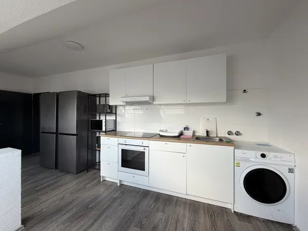 Gute, moderne, vollausgestattete Monteurwohnung für 1 bis 6 Personen in 47167 Duisburg