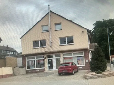 140 QM ERDGESCHOSS WOHNUNG 6-7 PERS. MONTEURE / MESSEGÄSTE ODER FERIENWOHNUNG