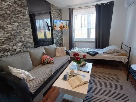 26-613 RAJEC SZLACHECKI - MOTEL