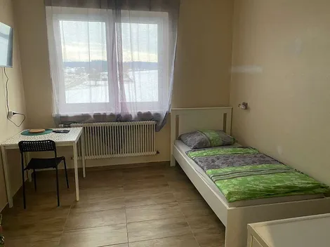 Monteurzimmer Akdemir OG - Krenglbach (1km von WELS) - 8