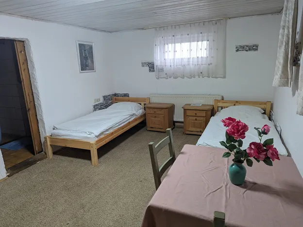 Zimmervermietung im Steigerwald -  Einzel und Doppelzimmer Frei!