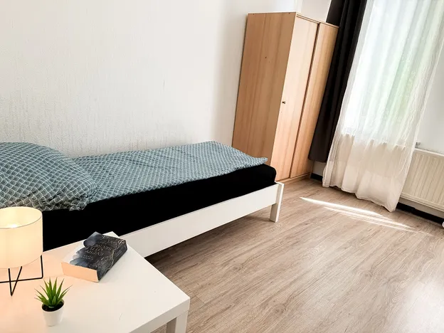 Wohnungen in Hamburg 1-8 Zimmer - bis 20 Personen