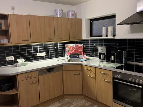 Monteur Zimmer 37688