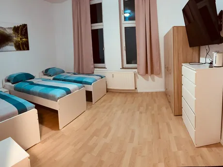 45897 Gelsenkirchen - Gelsenkirchen. Monteurwohnung für 4-6 Personen. Wohnung auf Zeit.
