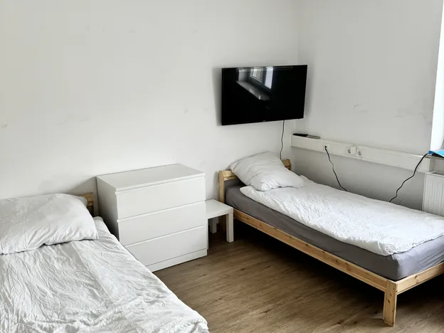Wohnungen Monteurzimmer komplette Ausstattung Pension für Arbeiter Monteurwohnung freistehendes Haus