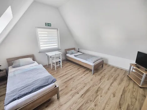 Monteurunterkunft Monteurzimmer Gölz Vermietung Zimmer - 2