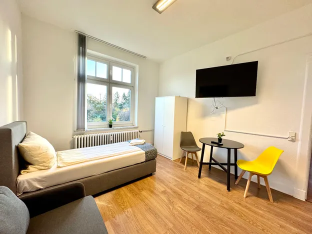 Mehrere Wohnung am Hansaring mit privaten Parkplätze auch für Transporter