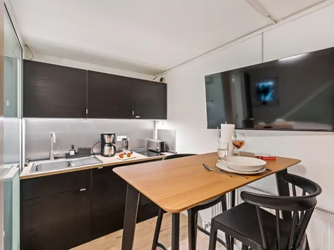 Dream Homes/ Sali- Partner