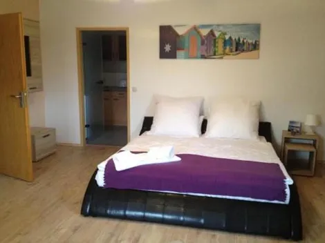Messezimmer - Gästezimmer - Monteurzimmer -Ferienwohnung