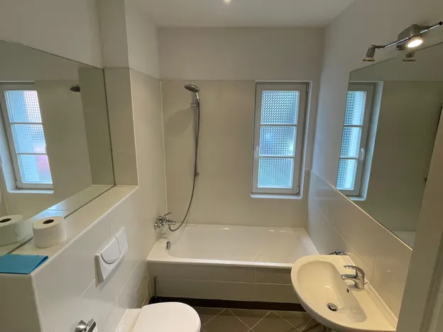 Monteurzimmer Ferienwohnung Leipzig / Modern, Günstig, Sauber