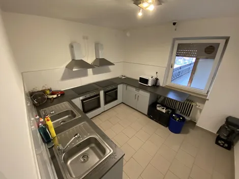 ARAMA Monteurzimmer Rottenburg - 8