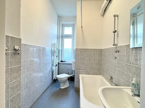 Mehrere Wohnung am Hansaring mit privaten Parkplätze auch für Transporter - 3