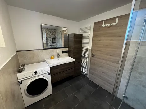 Wohnhaus mit 2 separaten Wohneinheiten - 13