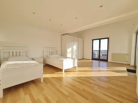 55435 Gau-Algesheim - KWATERA24 | Monteurwohnung | Gau-Algesheim | 1-4 Personen | WIFI & Parken | 24/7h