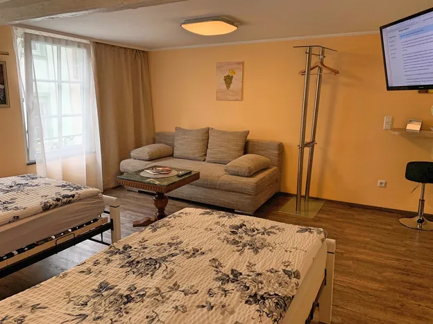13 NEU Renovierte Monteurzimmer in Wiesbaden und Rüdesheim