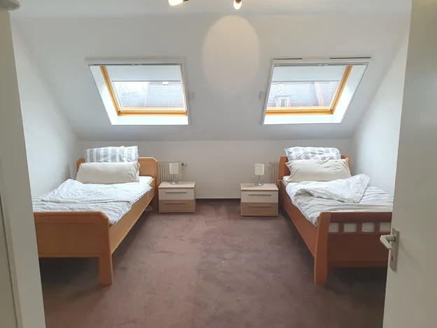 Monteurwohnung 	>3Monate, 20€ /  furnished apartment, >3months, 20€