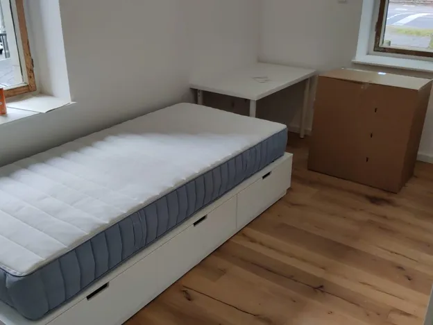zentrale, saubere Wohnung für 5 Personen