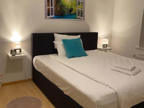 24534 Neumünster - Große Wohnung direkt am Hauptbahnhof