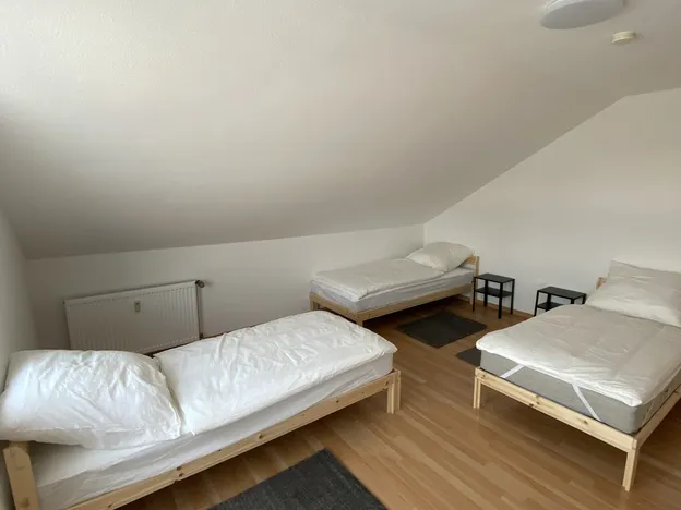 Wohnungen Monteurzimmer komplette Ausstattung Pension für Arbeiter Monteurwohnung freistehendes Haus