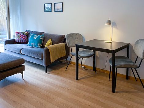 Studio / 2 Betten / Parkplatz / Balkon / WLAN / TV