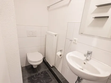 Kernsaniertes MFH (7 Wohnungen) - 12