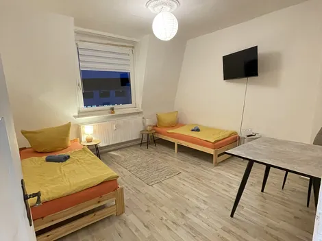 LuettHus.de Neumünster 2 mal 4 Betten - 7