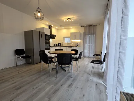 50321 Nordrhein-Westfalen - Brühl - Monteurwohnung & Monteurzimmer – nur 10 Minuten von Köln entfernt (für bis zu 18 Personen)