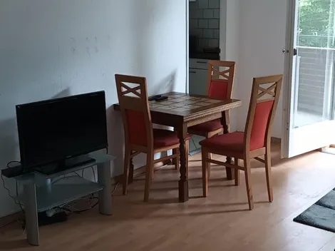 Ab 30 € Wohnung Zadekstrasse - 2