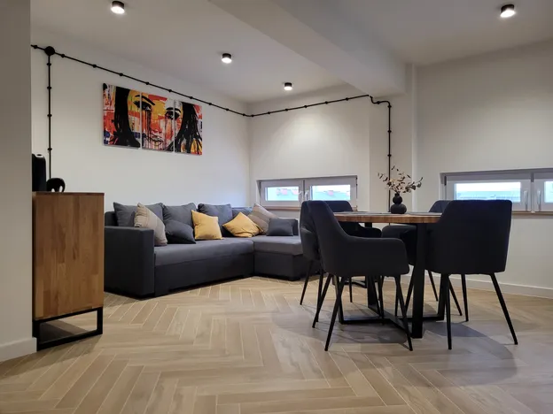Axo-Hostel