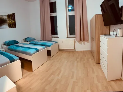 Gelsenkirchen. Monteurwohnung für 4-6 Personen. Wohnung auf Zeit.