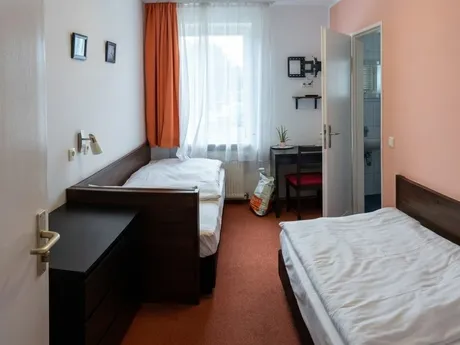 55262 Ingelheim am Rhein - KWATERA24 | Monteurwohnung | Ingelheim am Rhein | 1-4 Personen | WIFI & Parken | 24/7h