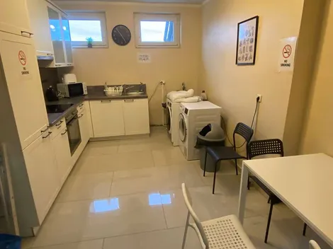 Monteurzimmer Akdemir OG - Krenglbach (1km von WELS) - 2