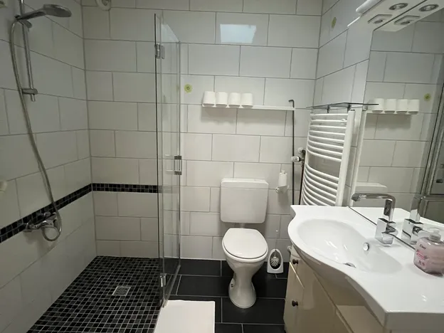 ZeitWohnen Remagen Monteurzimmer/ Ferienwohnung