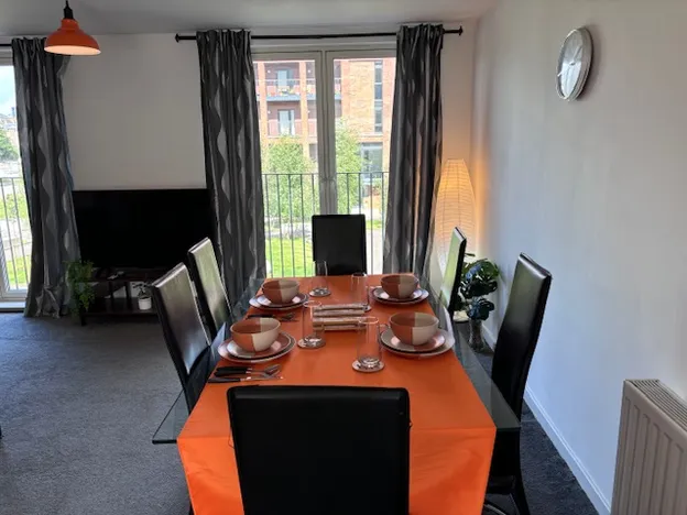 Radiant Homes Glasgow 2 bed 2 bath apartment