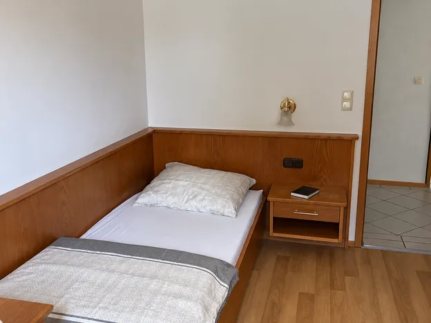 Einzelzimmer für Monteure - Landshut