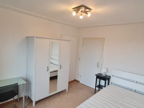 Möblierte Zimmer in St. Gallen City Center // günstige Monatszimmer - sauber, hell und freundlich - 7