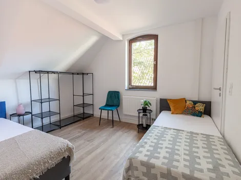 Kernsaniertes MFH (7 Wohnungen) - 7