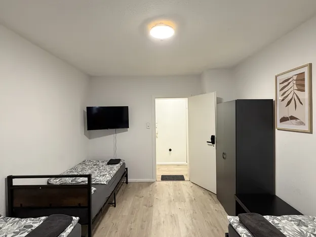 Gute, moderne, vollausgestattete Monteurwohnung für 1 bis 5 Personen  in 42389 Wuppertal