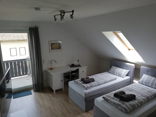 An Südhang Die Ferienwohnung, appartement bei Augsburg