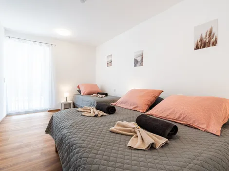 revLIVING Montageluxus XXL Großmeiseldorf Ziersdorf
