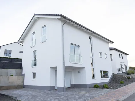 Gut ausgestattetes freistehendes Haus in Kaiserslautern