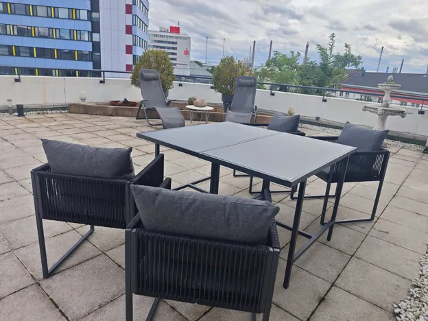 Monteur- & Business-Appartement mit 2 Schlafzimmern & 3 Betten- für 4 Personen am BAYER-KREUZ -Sauna & Dachterrasse - 4tes OG - kein Lift -